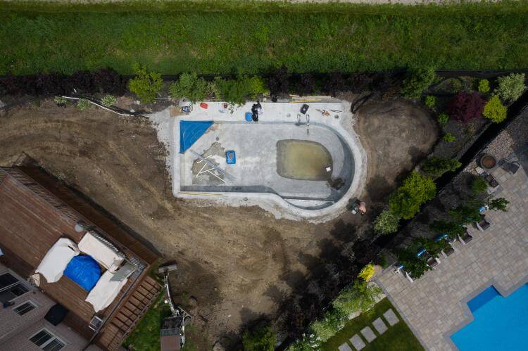 expert pool builders Oakville